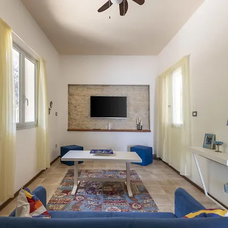 Norbert By Interhome بيت للعطل سيراكوزا