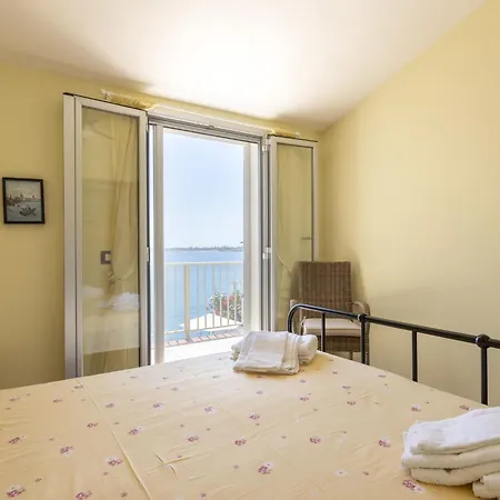 Norbert By Interhome Nyaraló